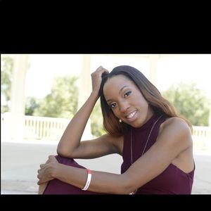 Meet your Posher, Joy